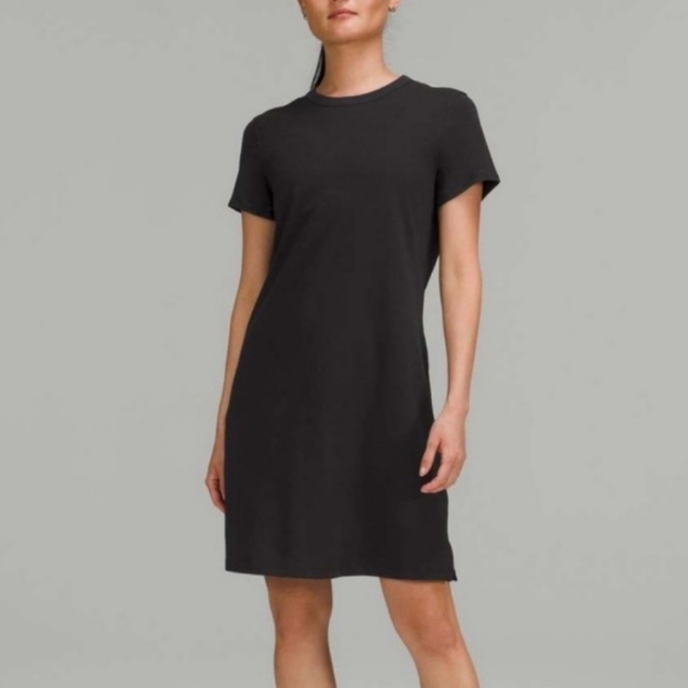 NWT lululemon Classic Fit Cotton Blend T-shirt Dress, Black, Size 2
